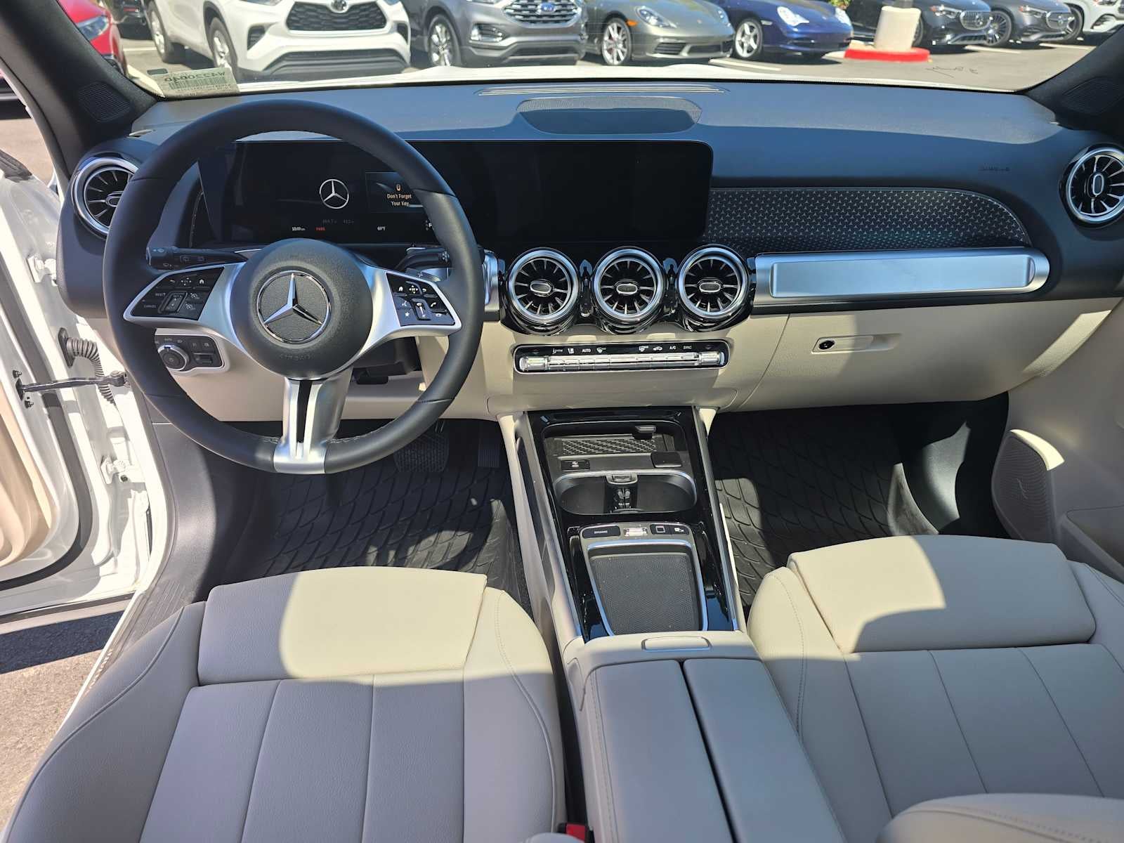 2025 Mercedes-Benz GLB 250 4MATIC® SUV