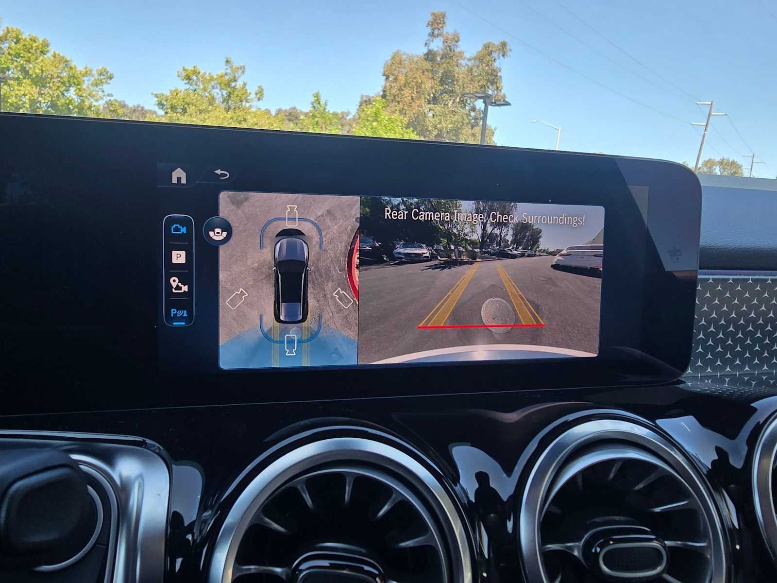 2025 Mercedes-Benz GLB 250 4MATIC® SUV