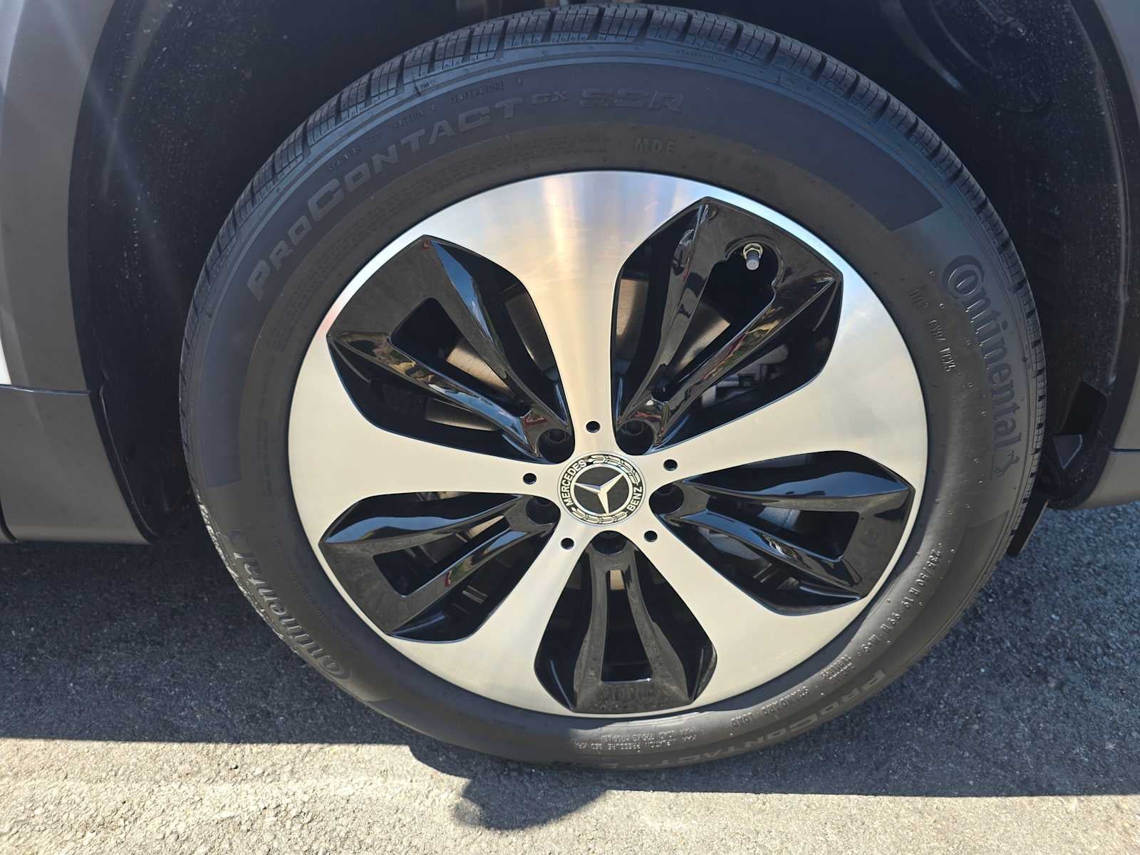 2025 Mercedes-Benz GLB 250 4MATIC® SUV