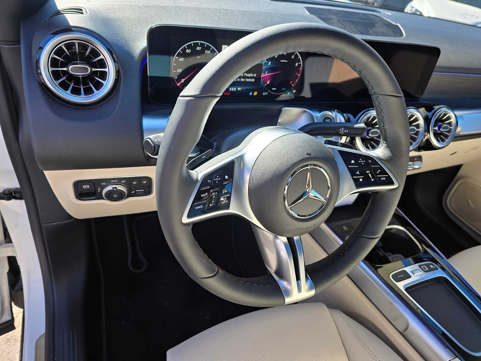 2026 Mercedes-Benz GLB 250 4MATIC® SUV