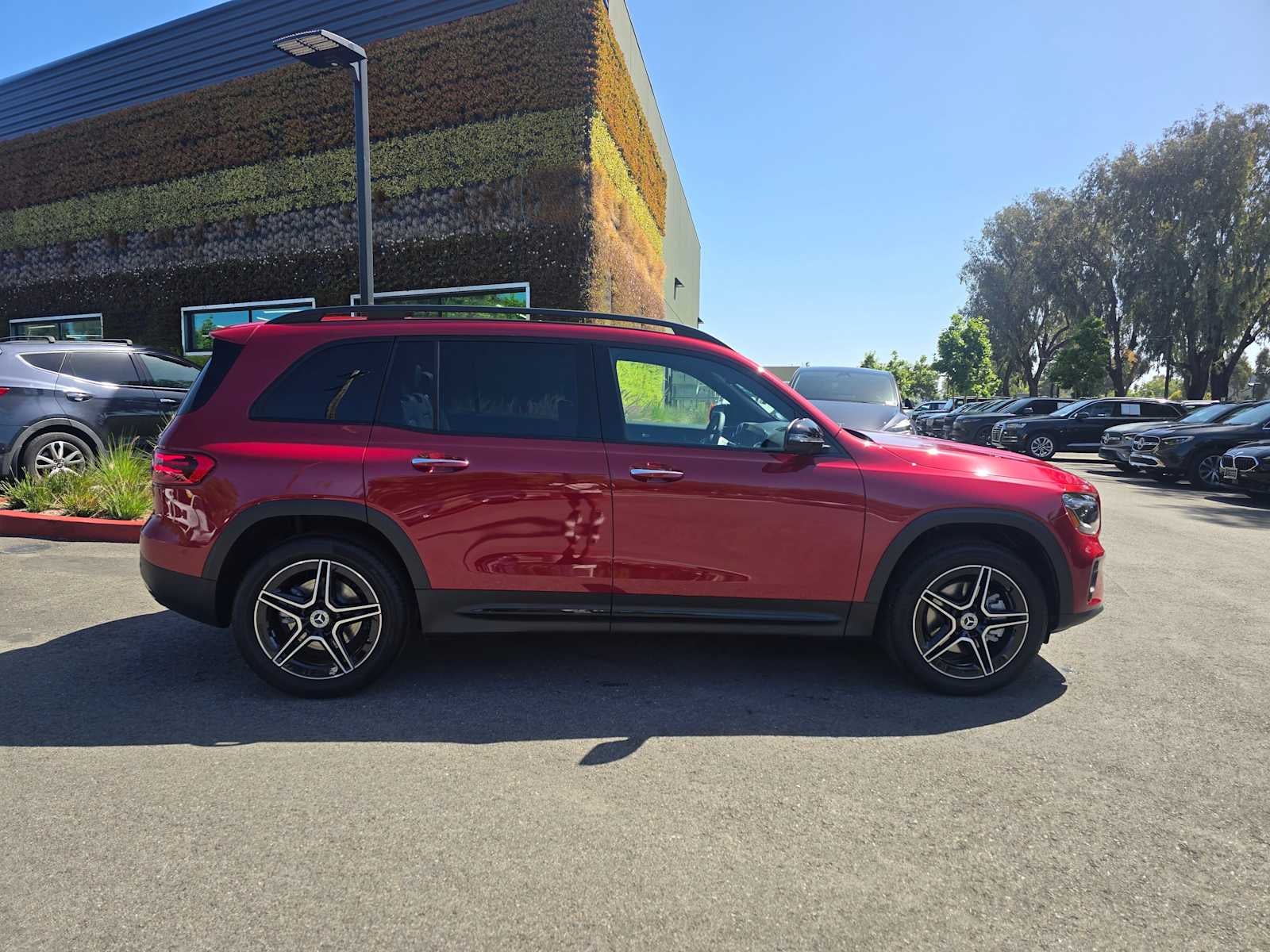 2026 Mercedes-Benz GLB 250 4MATIC® SUV