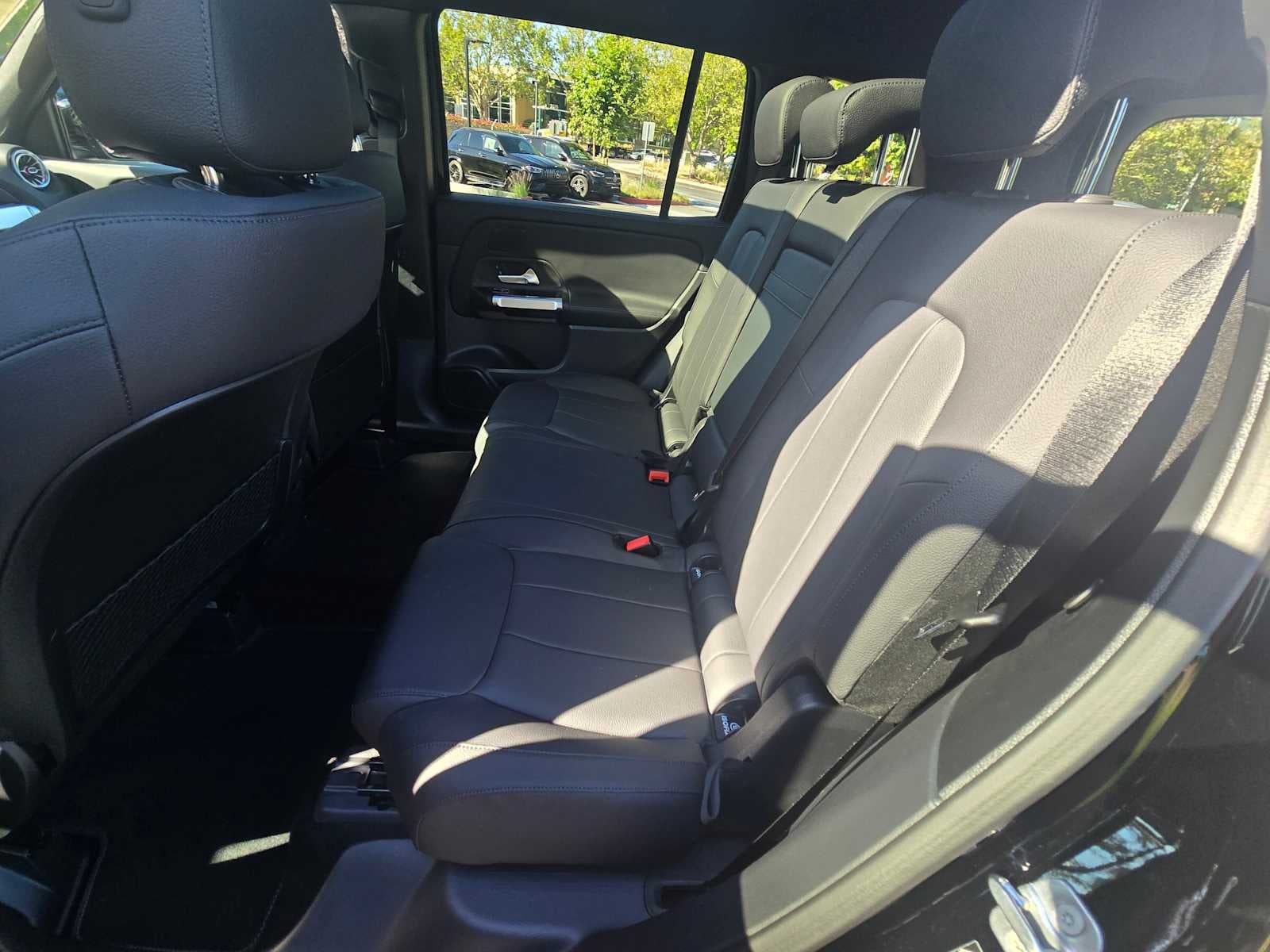 2026 Mercedes-Benz GLB 250 4MATIC® SUV