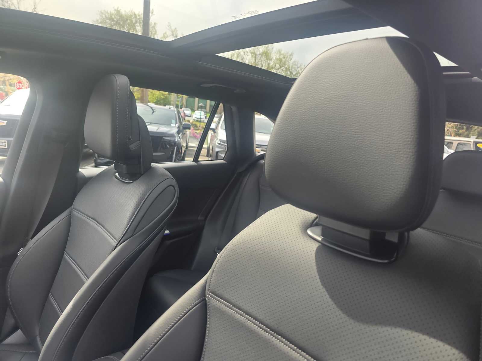 2026 Mercedes-Benz GLC 300 SUV