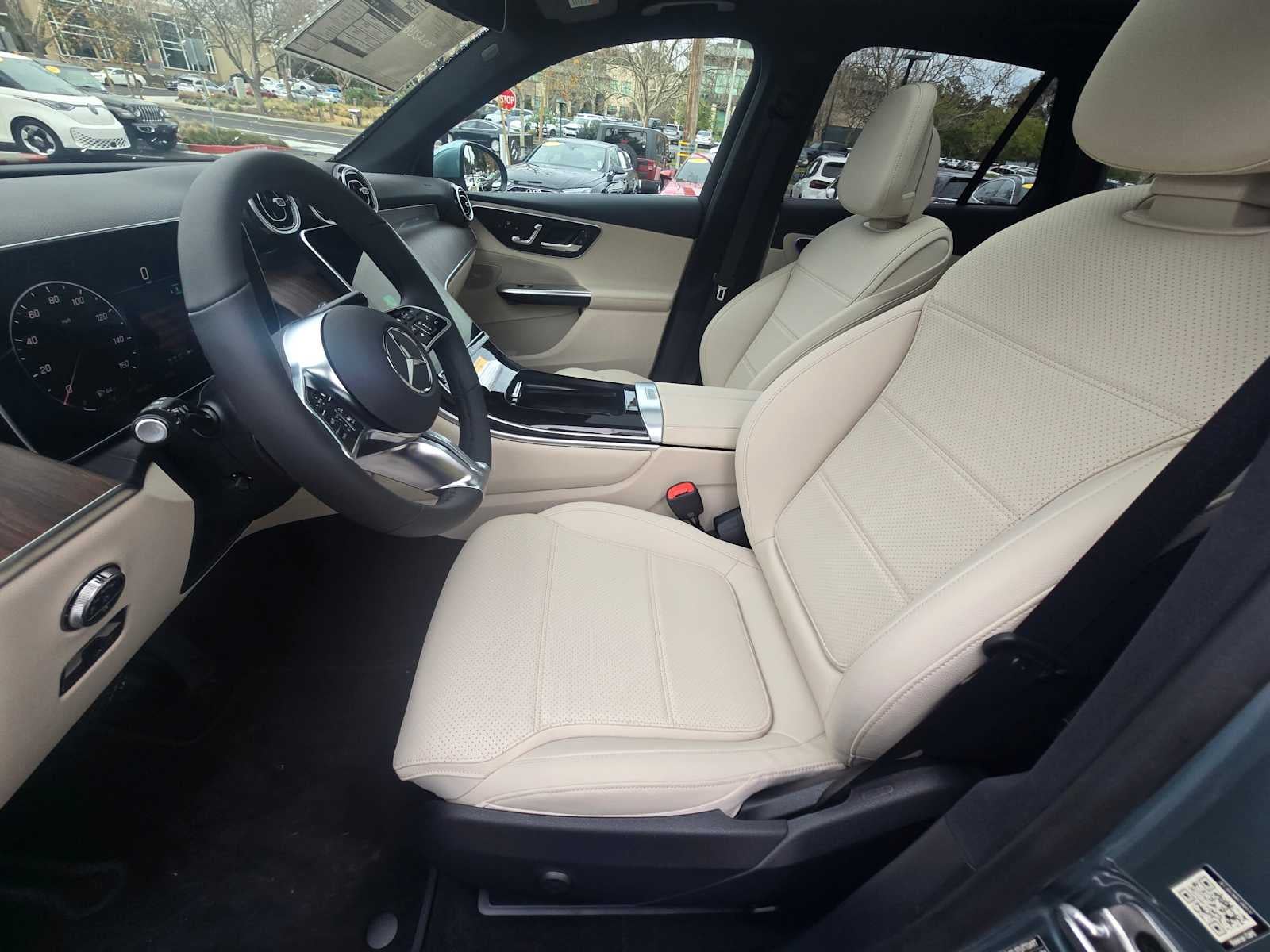 2026 Mercedes-Benz GLC GLC 300