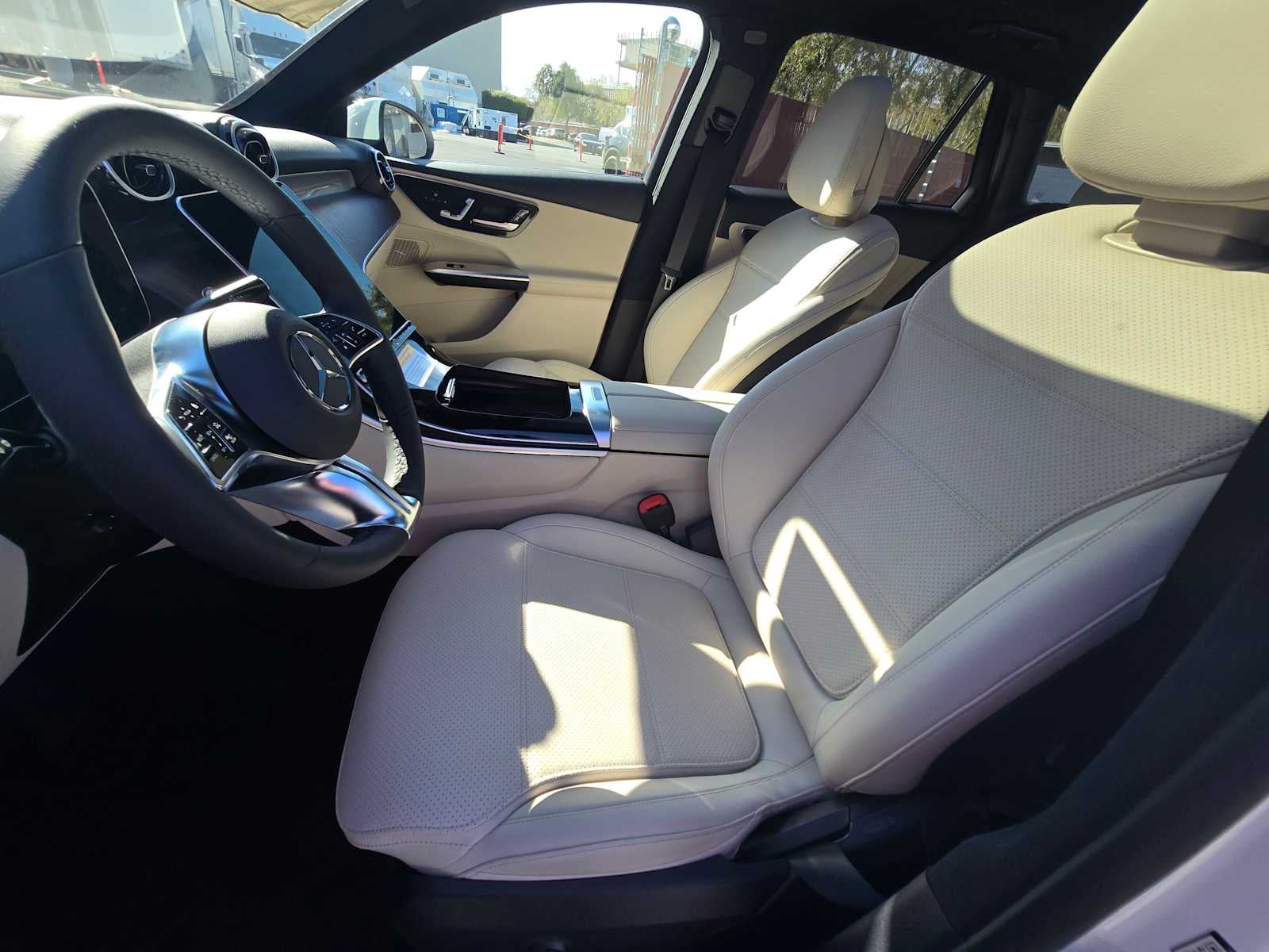 2026 Mercedes-Benz GLC GLC 300