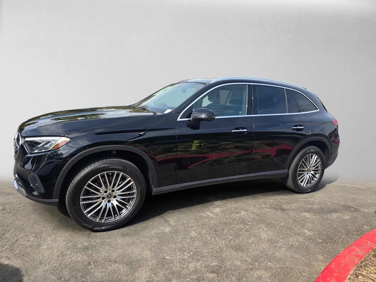 2026 Mercedes-Benz GLC 300 SUV