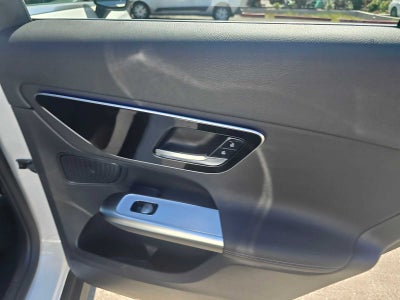 2026 Mercedes-Benz GLC 300 SUV