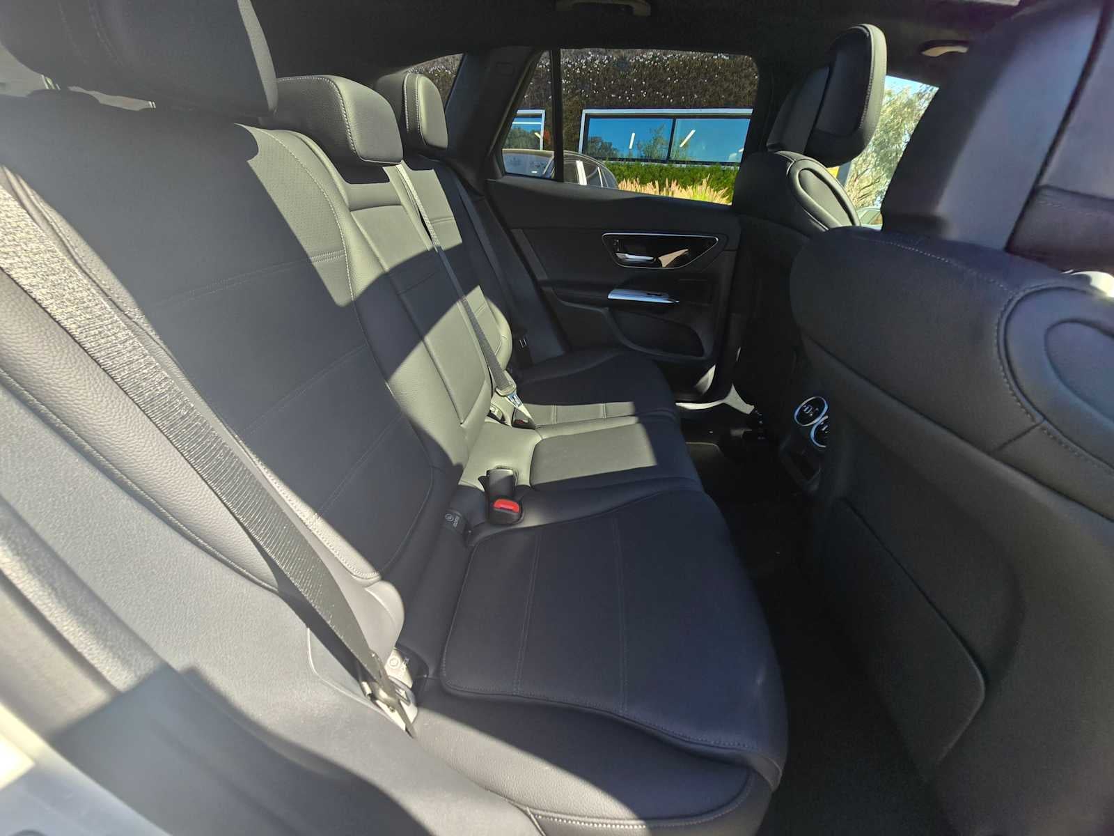 2026 Mercedes-Benz GLC 300 SUV