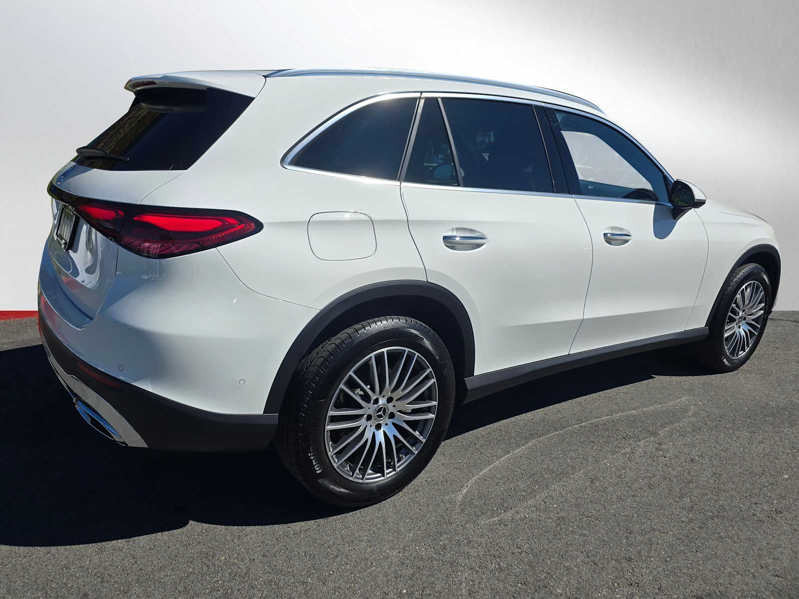 2026 Mercedes-Benz GLC 300 SUV