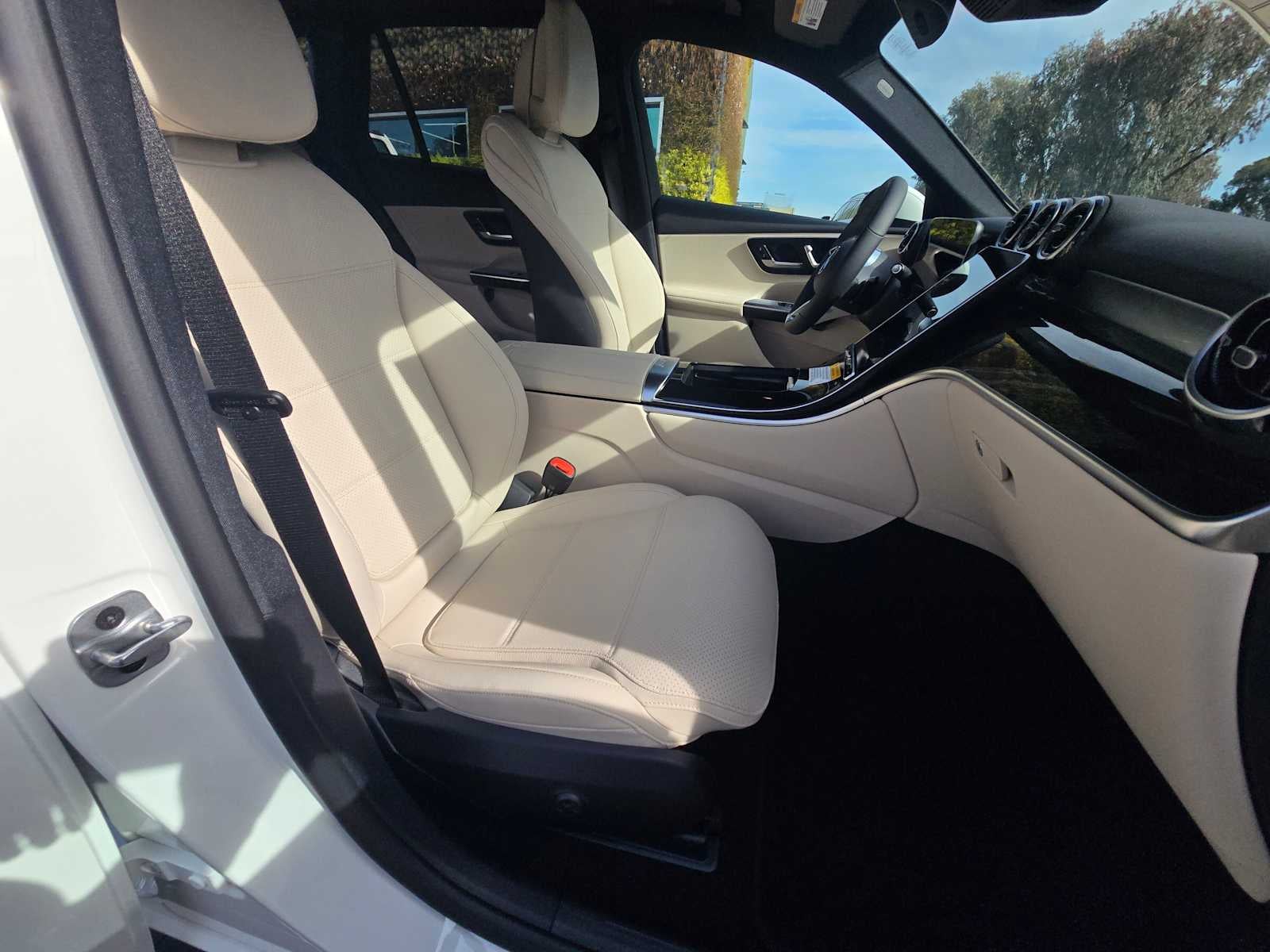 2026 Mercedes-Benz GLC 300 SUV