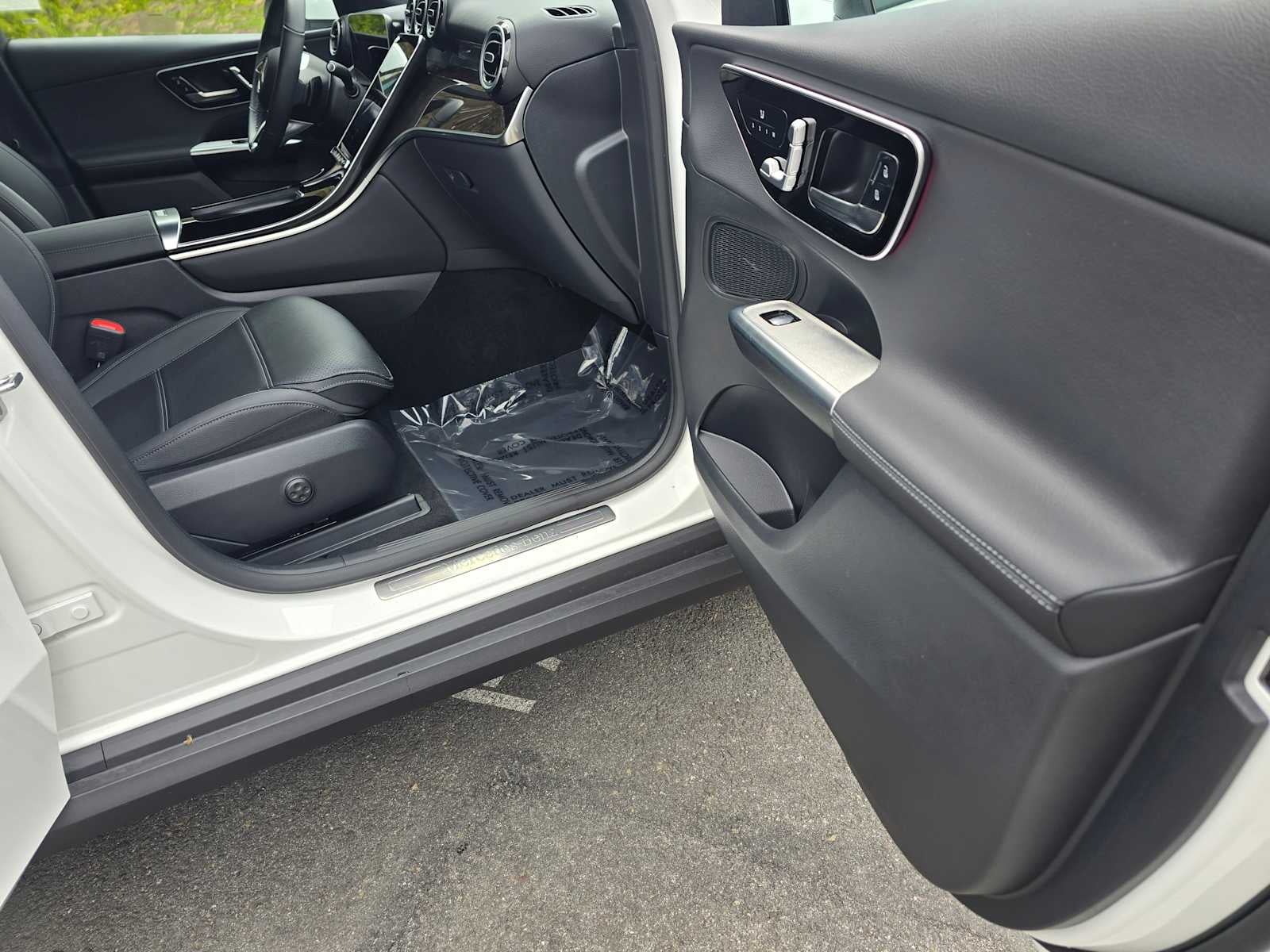 2026 Mercedes-Benz GLC 300 SUV