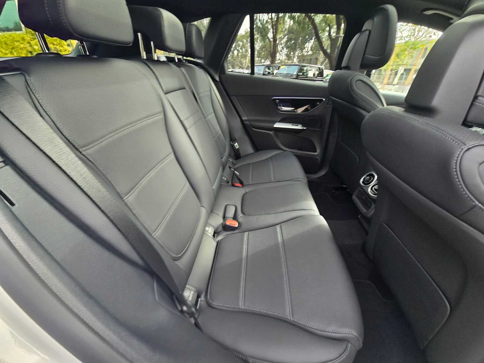 2026 Mercedes-Benz GLC 300 SUV