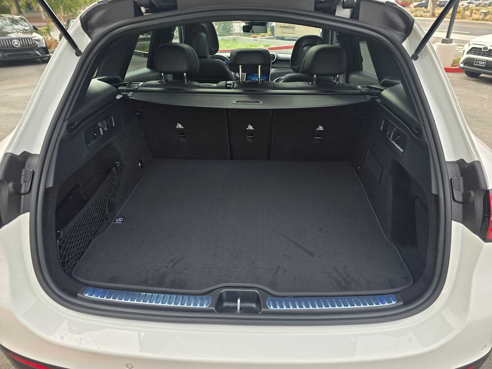 2026 Mercedes-Benz GLC 300 SUV