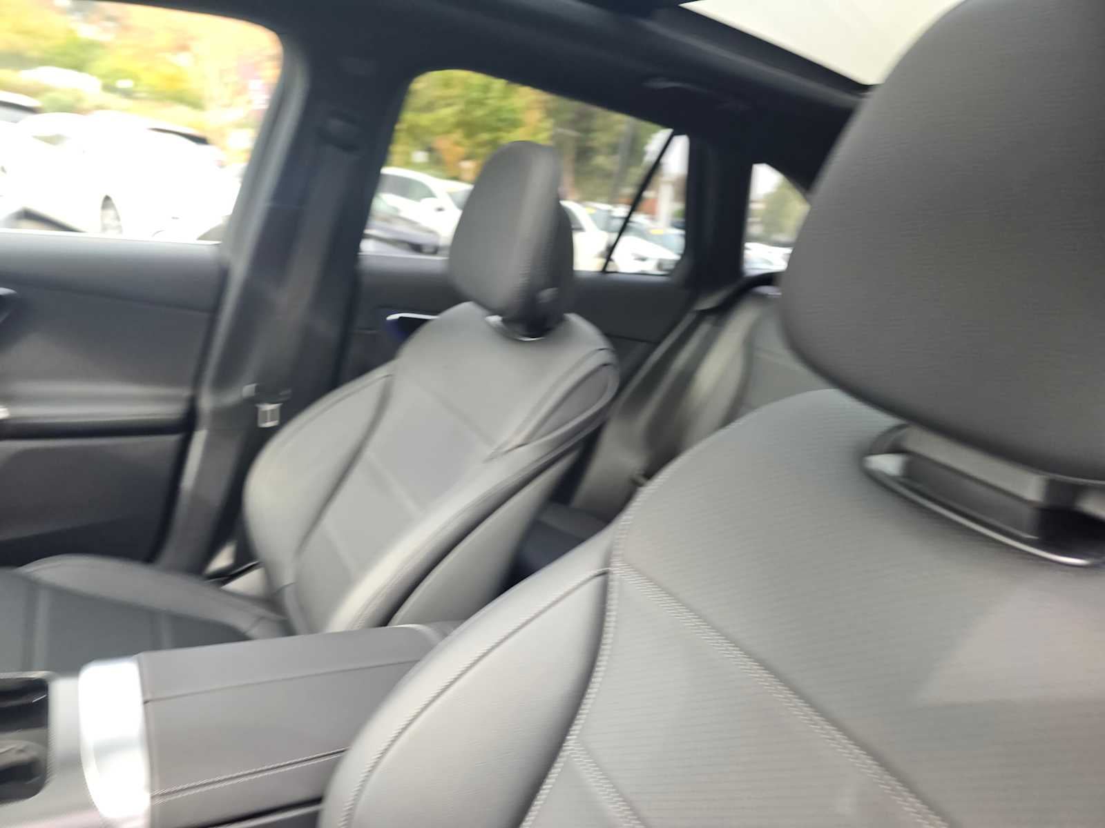 2026 Mercedes-Benz GLC 300 SUV