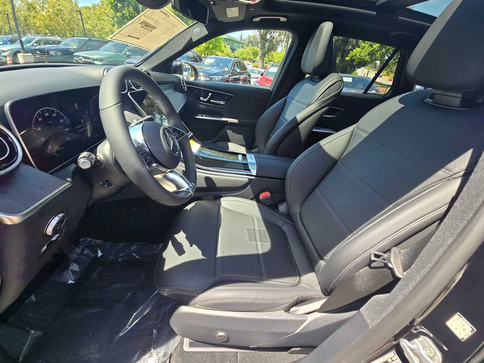 2026 Mercedes-Benz GLC 300 SUV