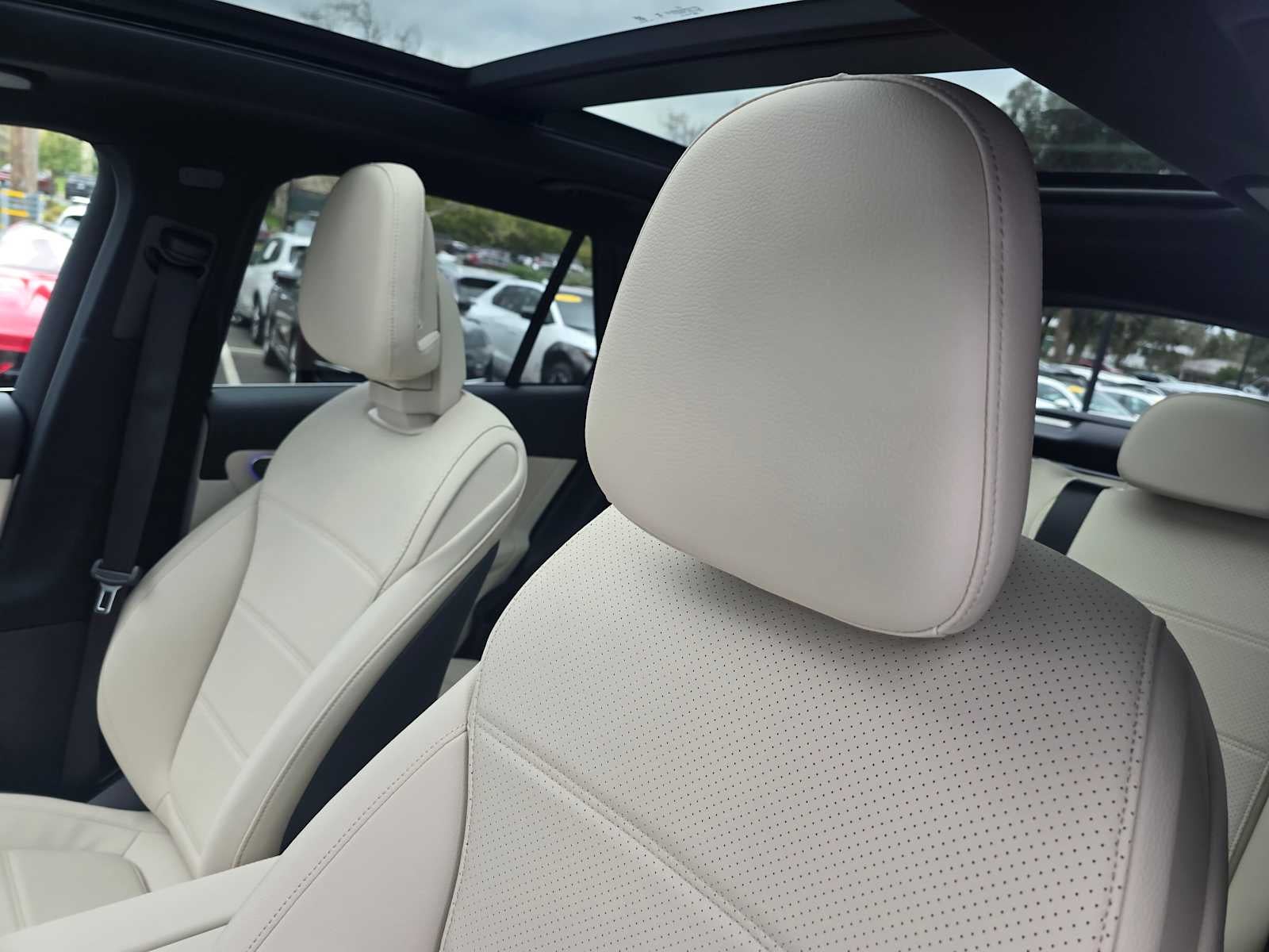 2026 Mercedes-Benz GLC 300 4MATIC® SUV