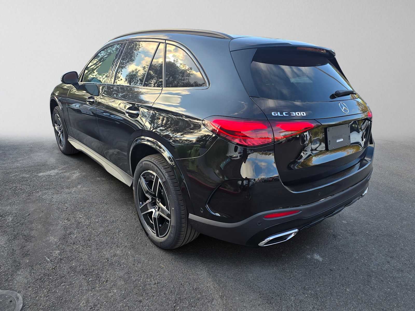 2027 Mercedes-Benz GLC 300 4MATIC® SUV