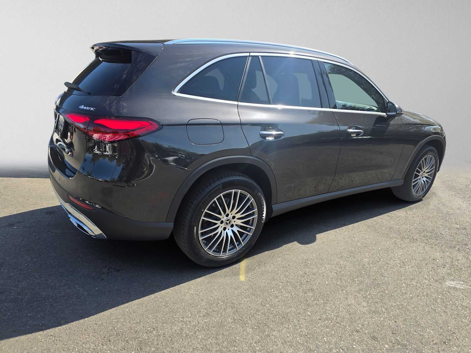 2026 Mercedes-Benz GLC 300 4MATIC® SUV