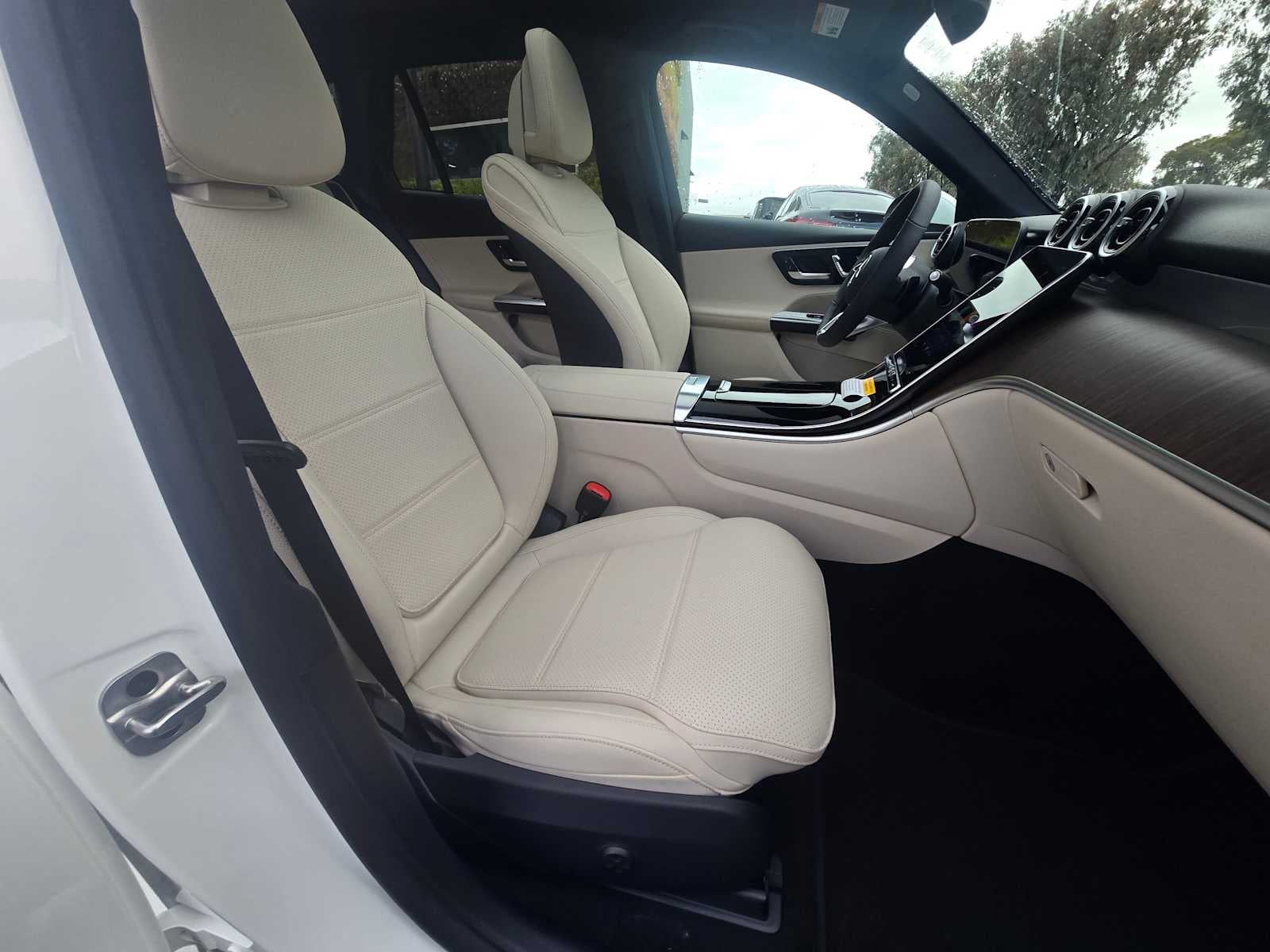 2026 Mercedes-Benz GLC 300 GLC 300