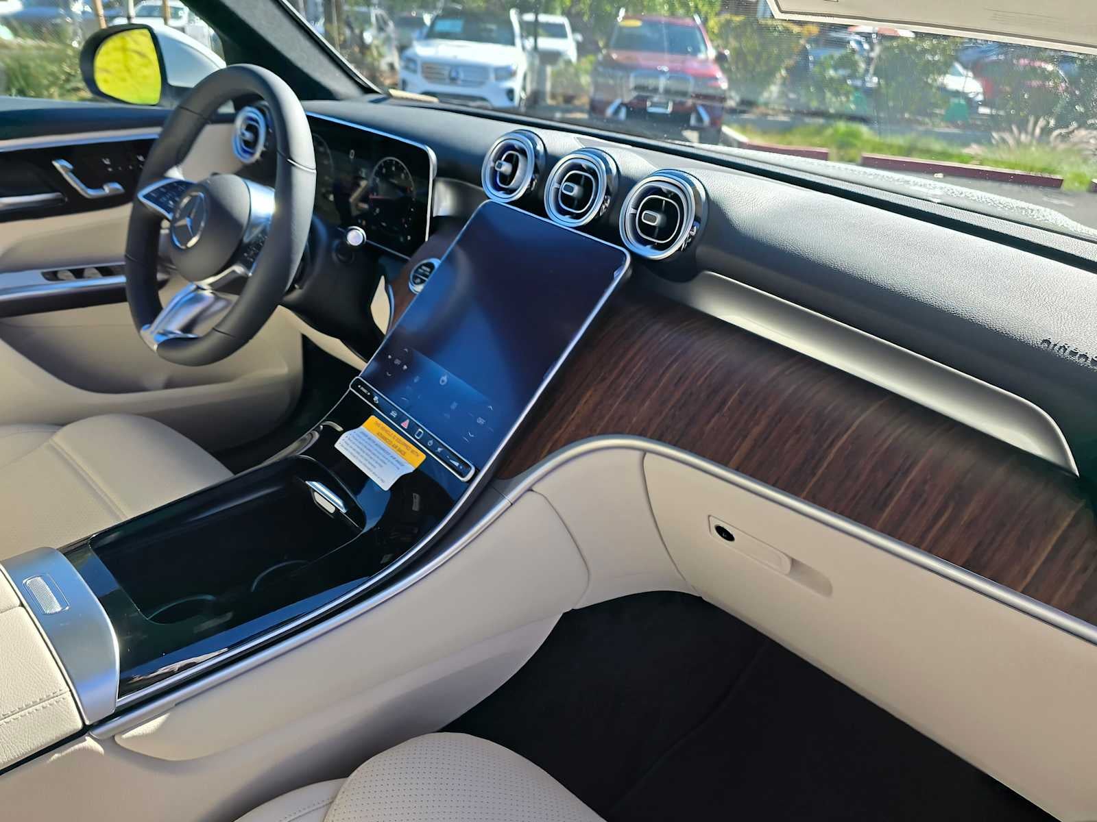 2026 Mercedes-Benz GLC 300 GLC 300