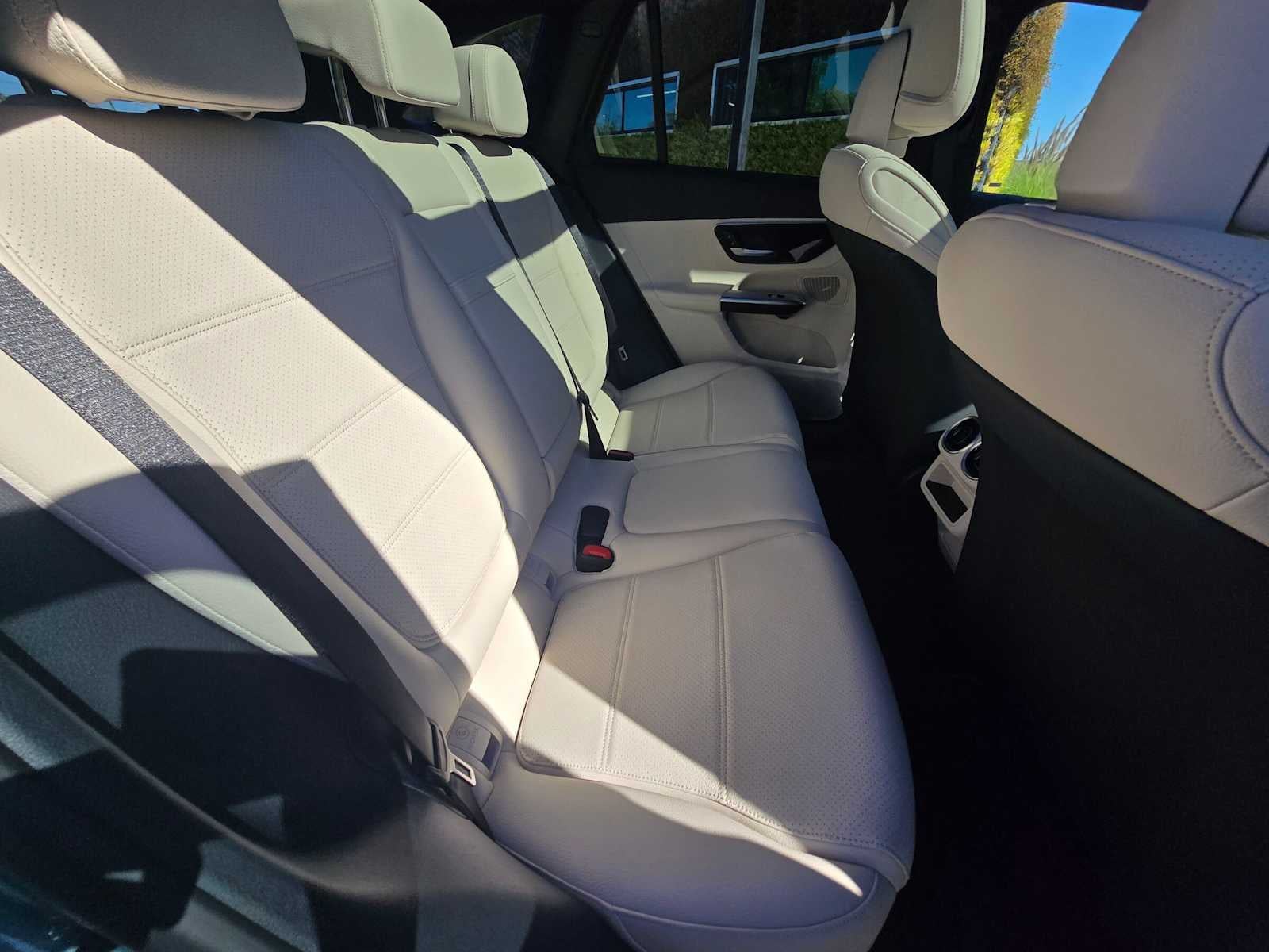 2027 Mercedes-Benz GLC 300 4MATIC® SUV