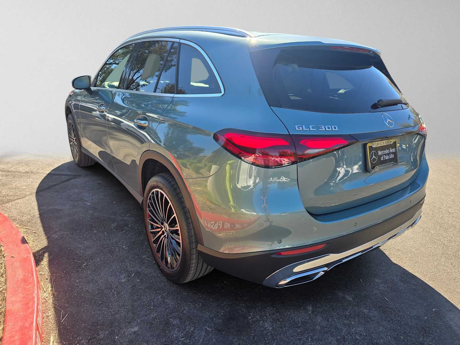 2027 Mercedes-Benz GLC 300 4MATIC® SUV