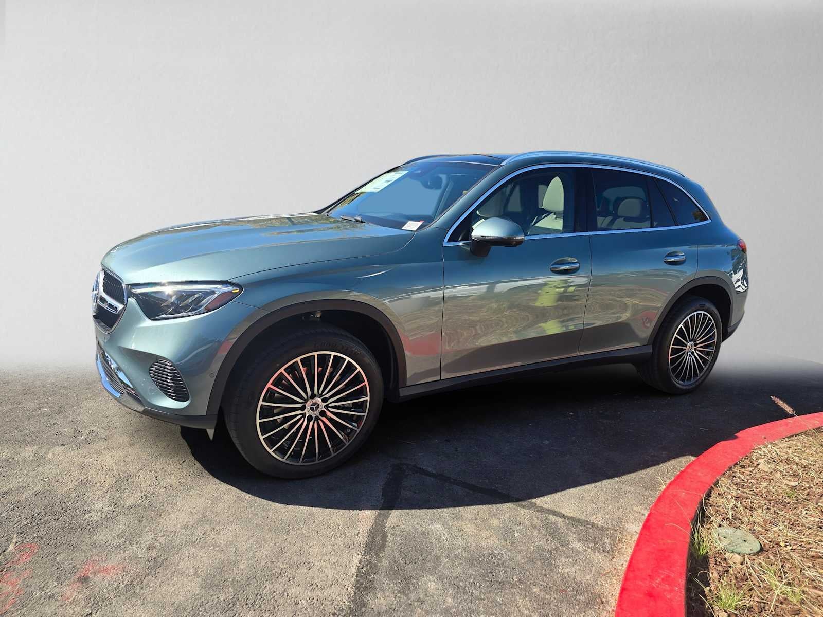 2027 Mercedes-Benz GLC 300 4MATIC® SUV