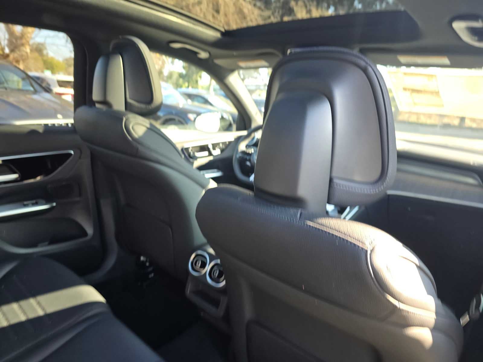 2026 Mercedes-Benz GLC 300 4MATIC® SUV