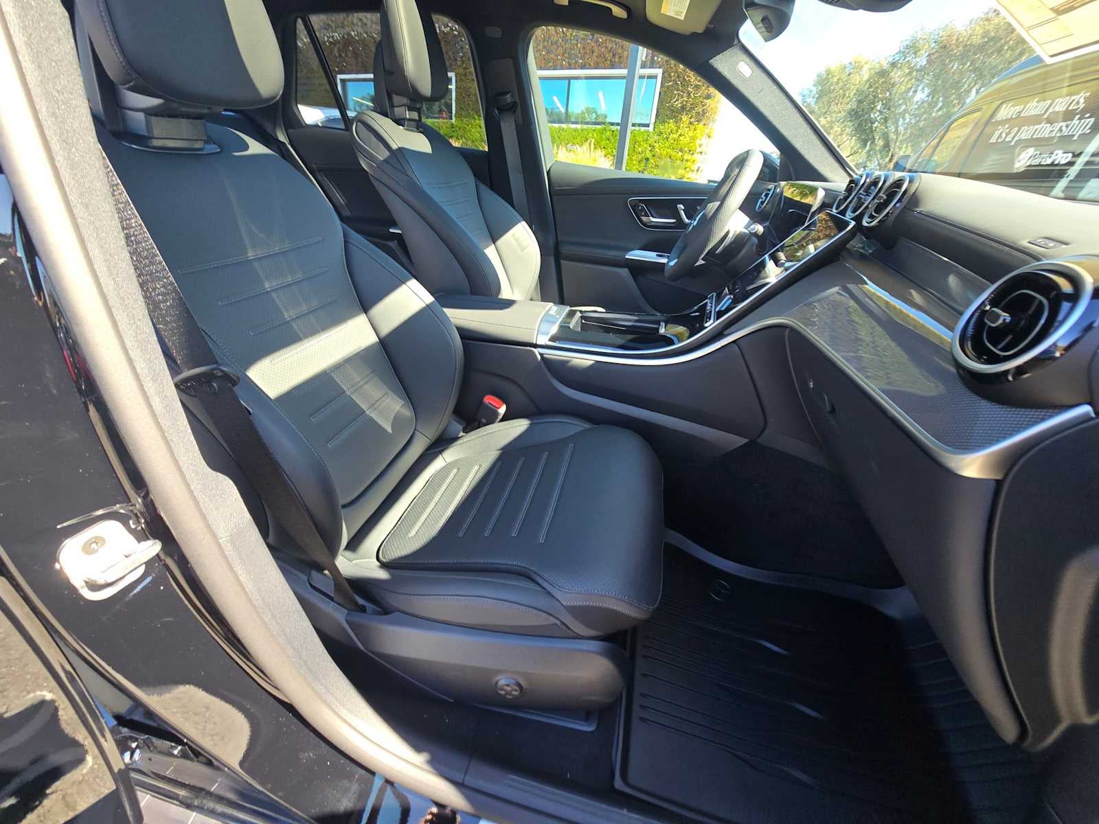 2026 Mercedes-Benz GLC GLC 350e