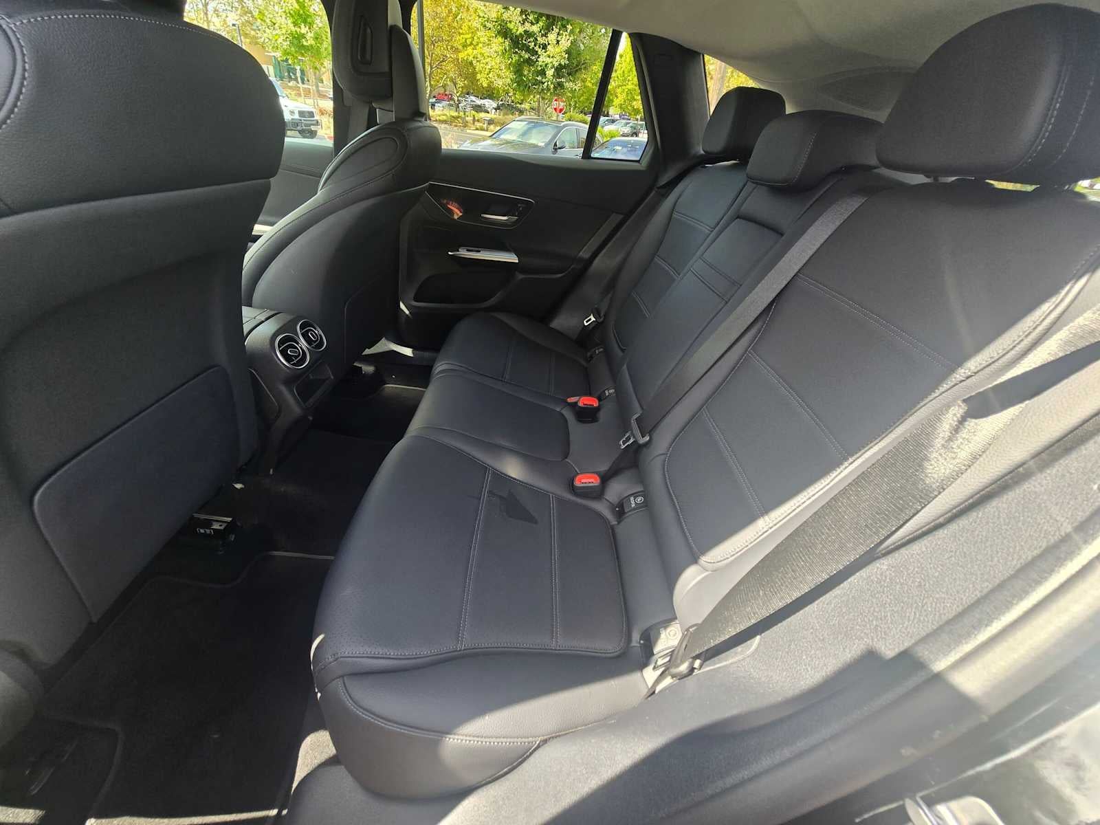 2025 Mercedes-Benz GLC 350e 4MATIC® SUV