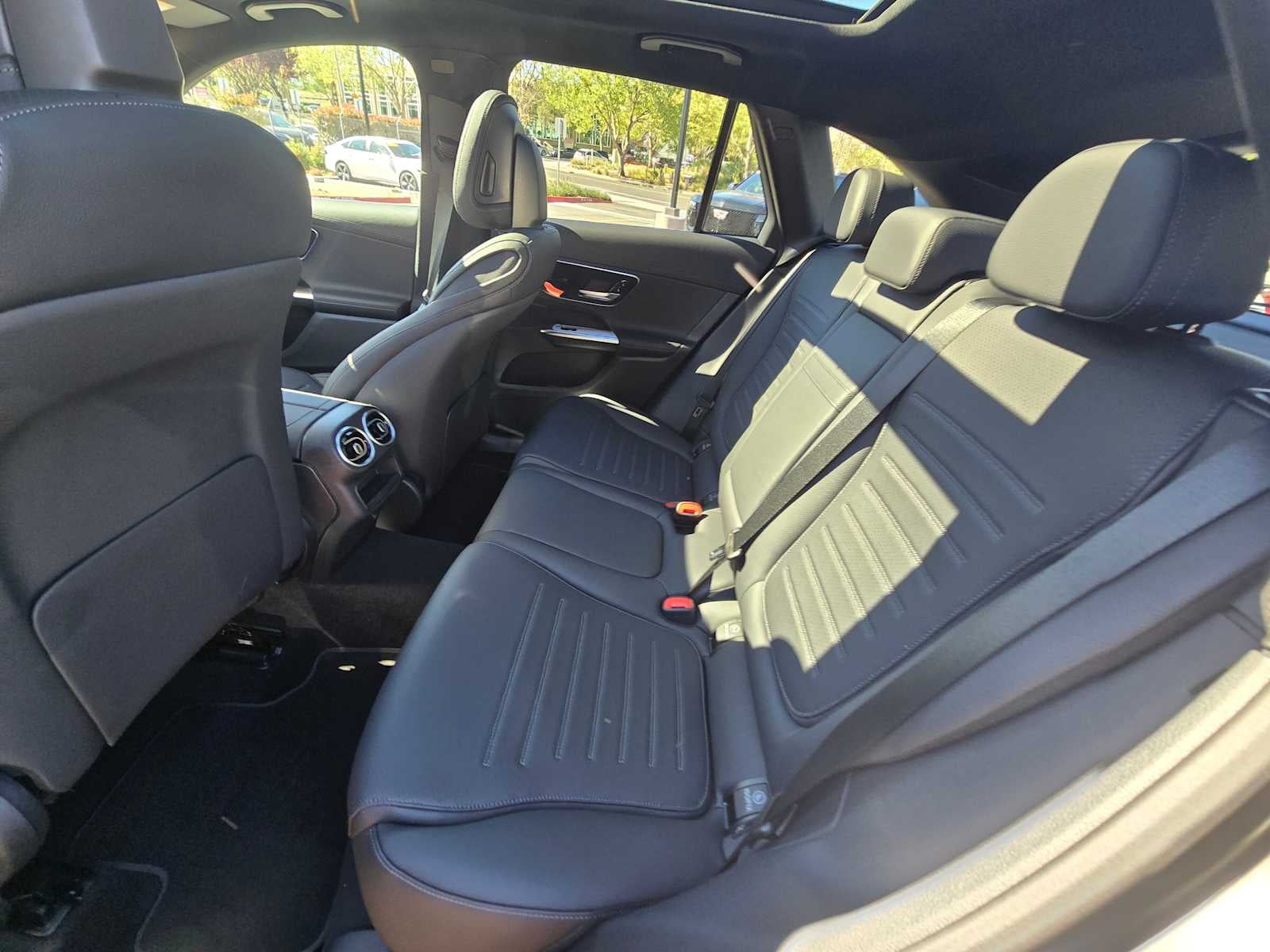 2026 Mercedes-Benz GLC 350e 4MATIC® SUV