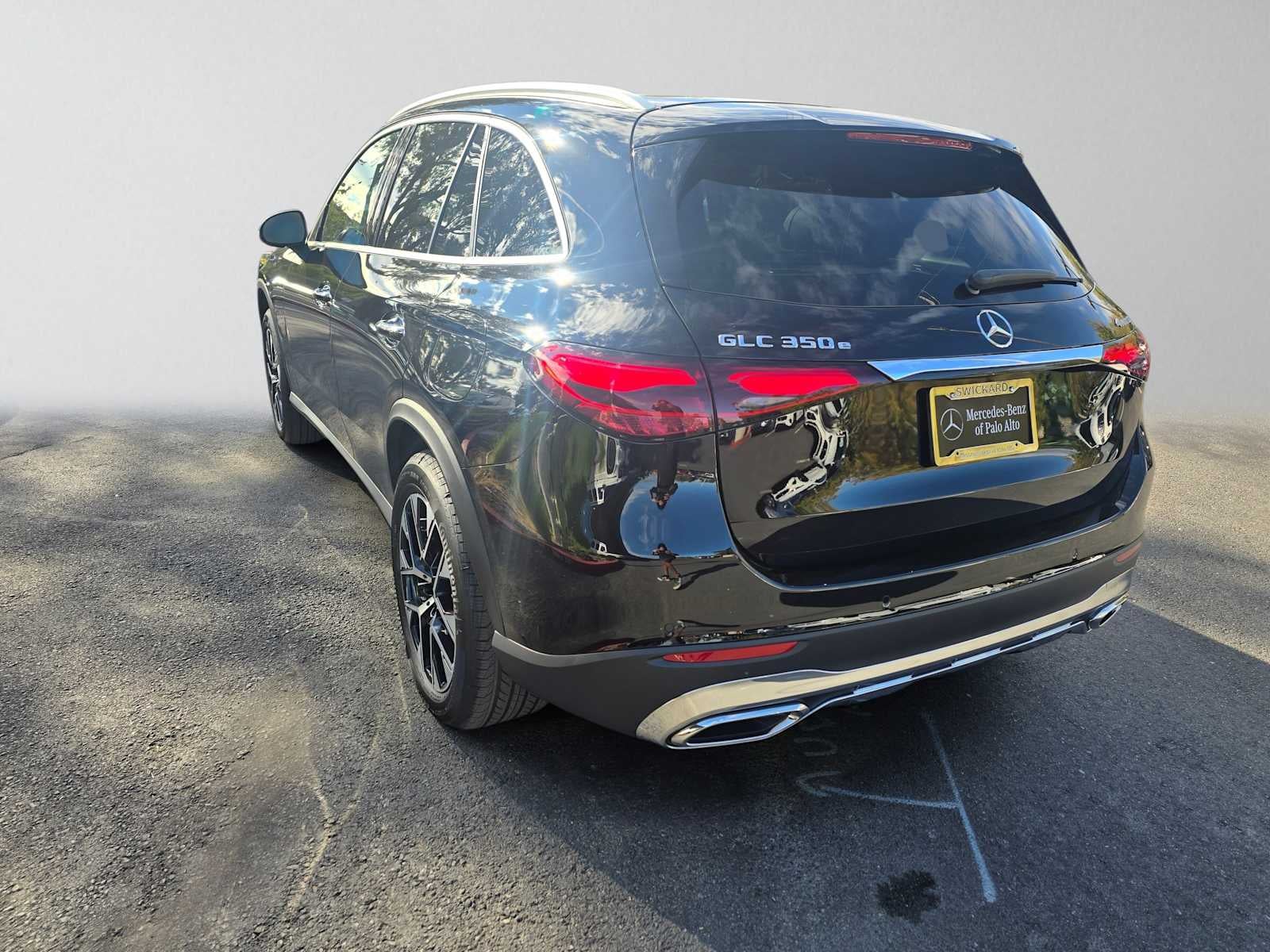 2027 Mercedes-Benz GLC 350e 4MATIC® SUV