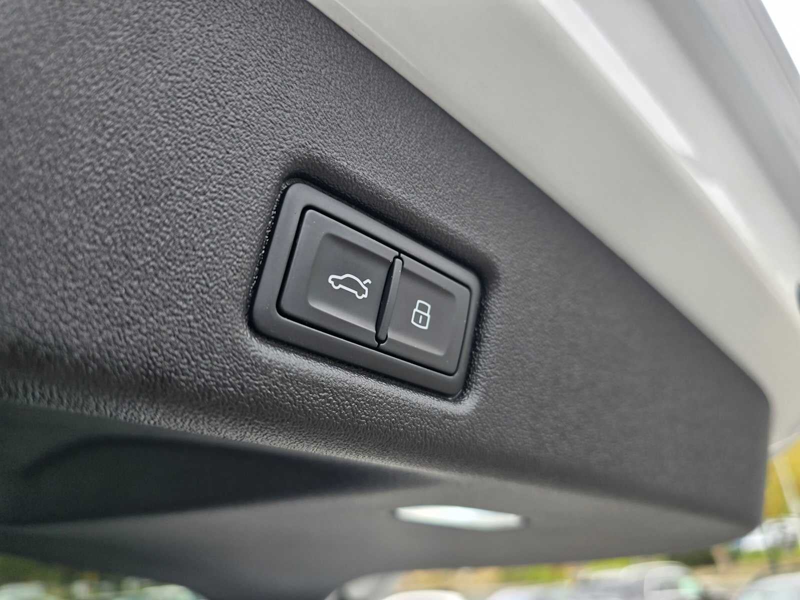 2025 Audi New Q5 Premium Plus