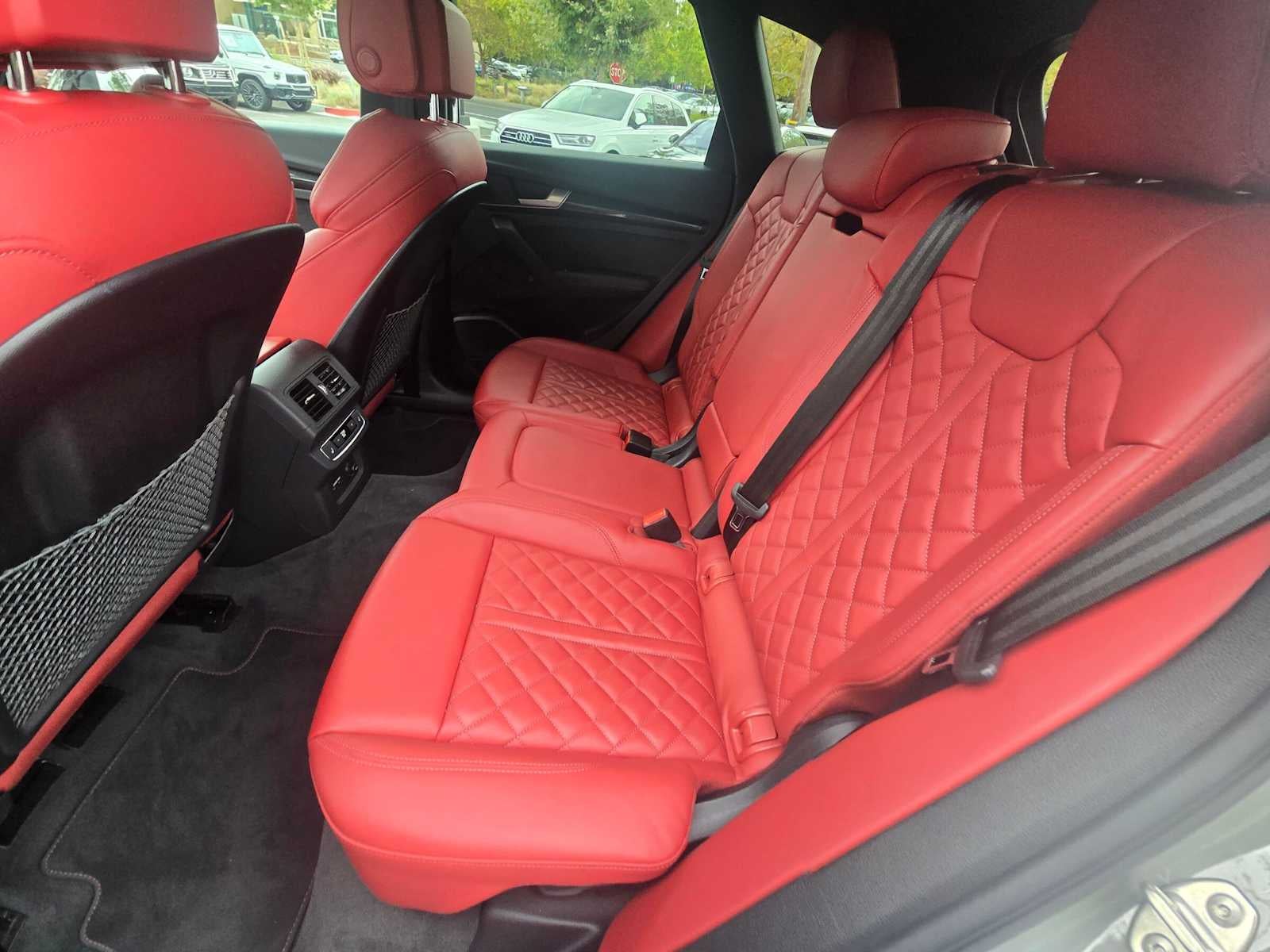 2022 Audi SQ5 Prestige