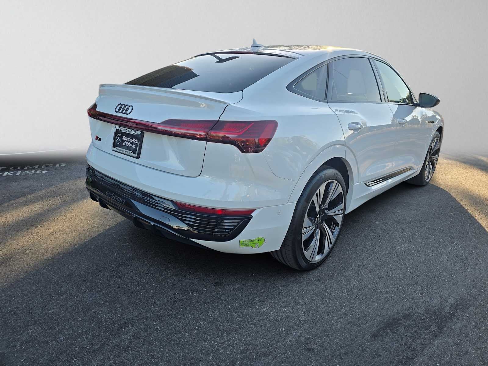 2024 Audi Q8 e-tron Sportback S line Prestige