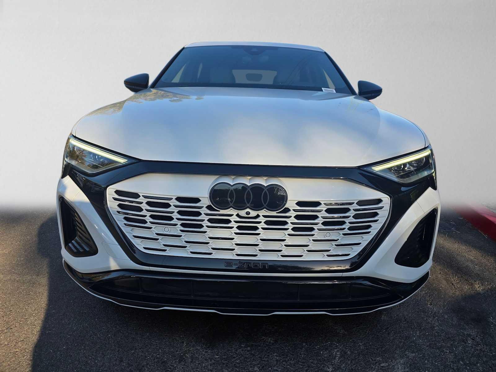 2024 Audi Q8 e-tron Sportback S line Prestige