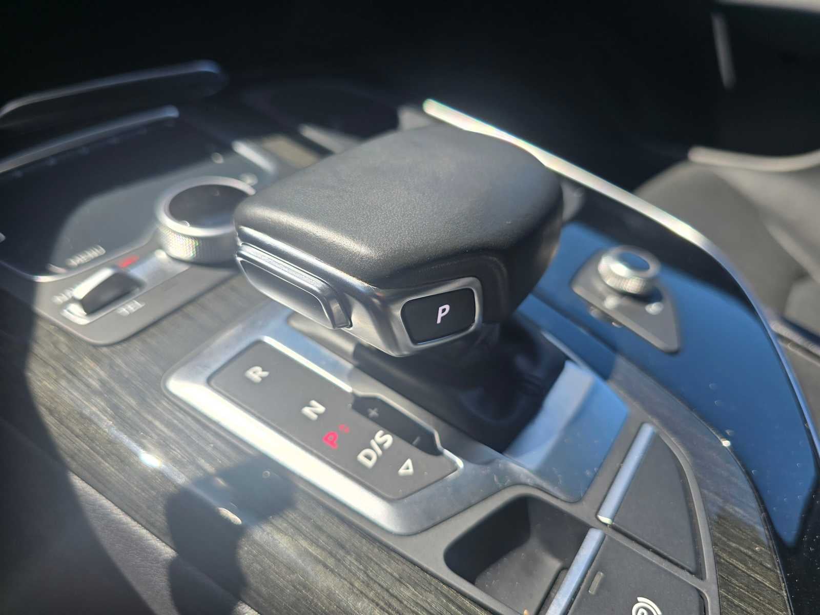 2018 Audi Q7 Premium Plus