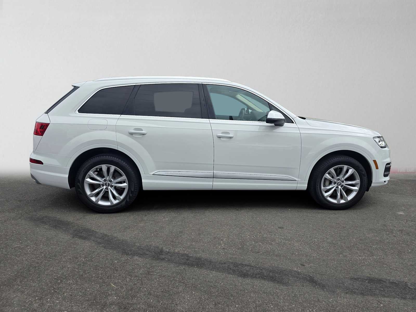 2017 Audi Q7 Premium Plus