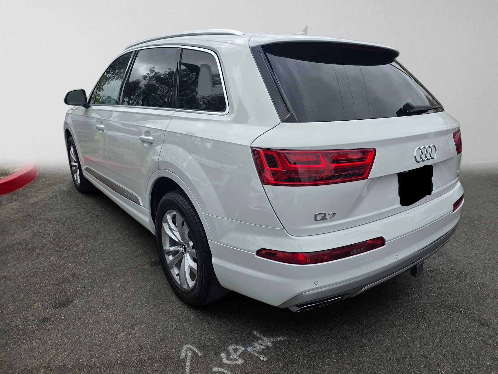 2017 Audi Q7 Premium Plus