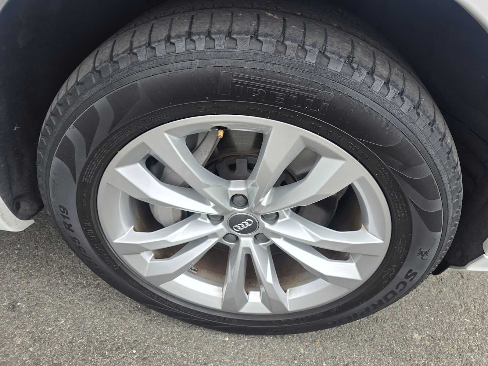 2017 Audi Q7 Premium Plus