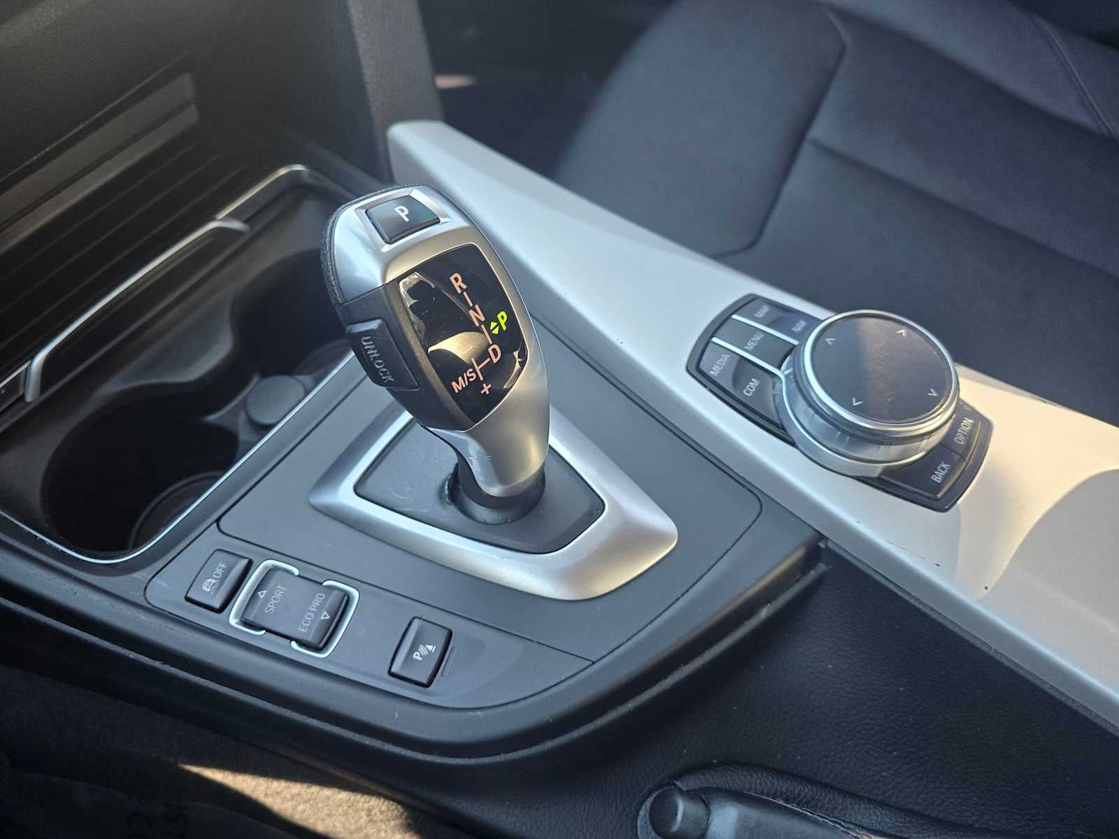 2018 BMW 3 Series 320i xDrive