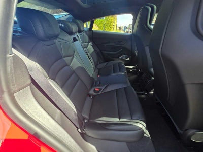 2024 Porsche Taycan Turbo