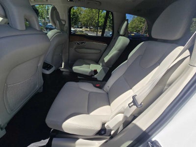 2022 Volvo XC90 Recharge Plug-In Hybrid Inscription Expression