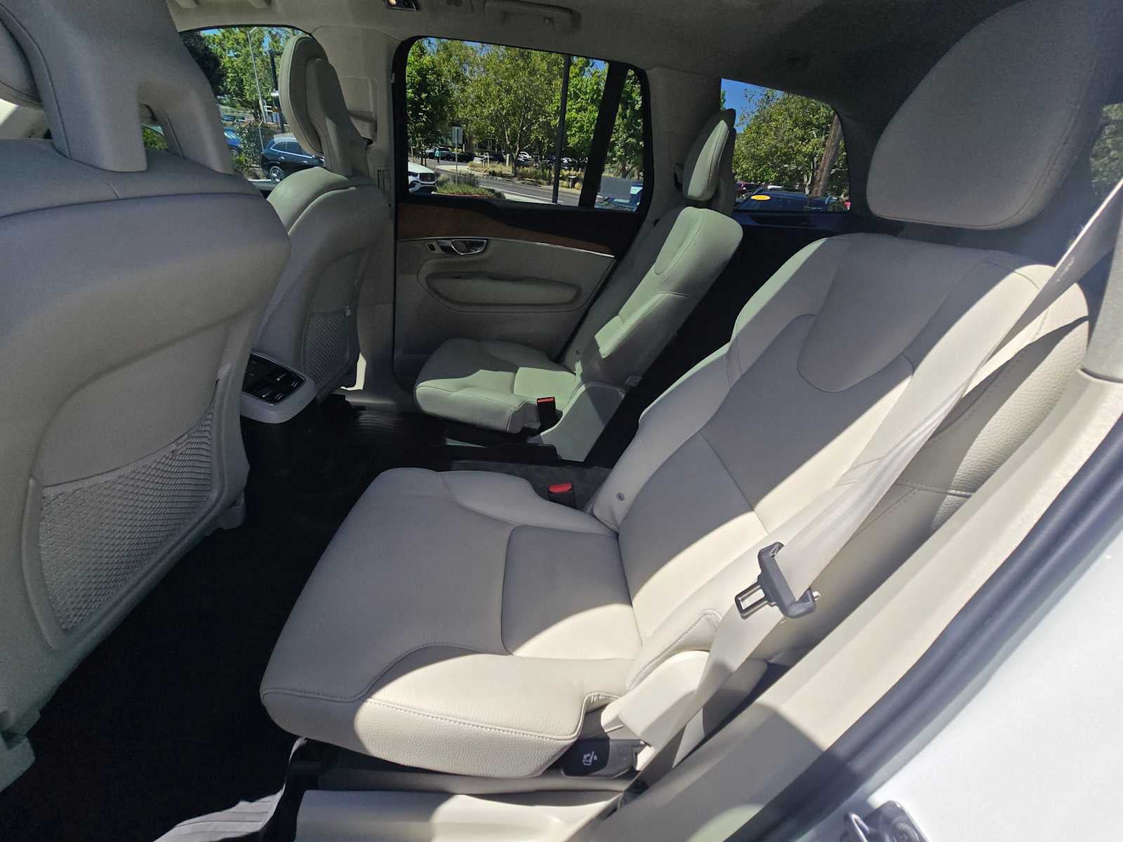 2022 Volvo XC90 Recharge Plug-In Hybrid Inscription Expression