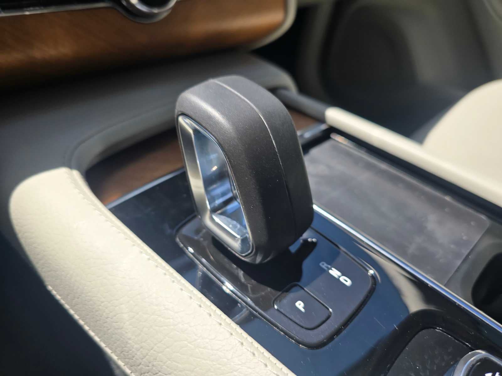2022 Volvo XC90 Recharge Plug-In Hybrid Inscription Expression