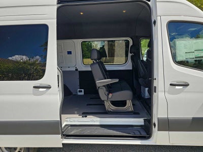 2026 Mercedes-Benz Sprinter 2500 Standard Roof I4 Diesel 144 RWD
