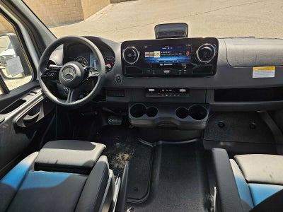 2026 Mercedes-Benz Sprinter 2500 Standard Roof I4 Diesel 144 RWD