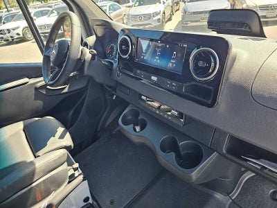 2026 Mercedes-Benz Sprinter 2500 Standard Roof I4 Diesel 144 RWD