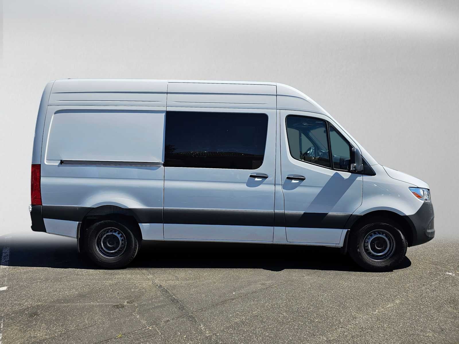 2026 Mercedes-Benz Sprinter 2500 Standard Roof I4 Diesel 144 RWD