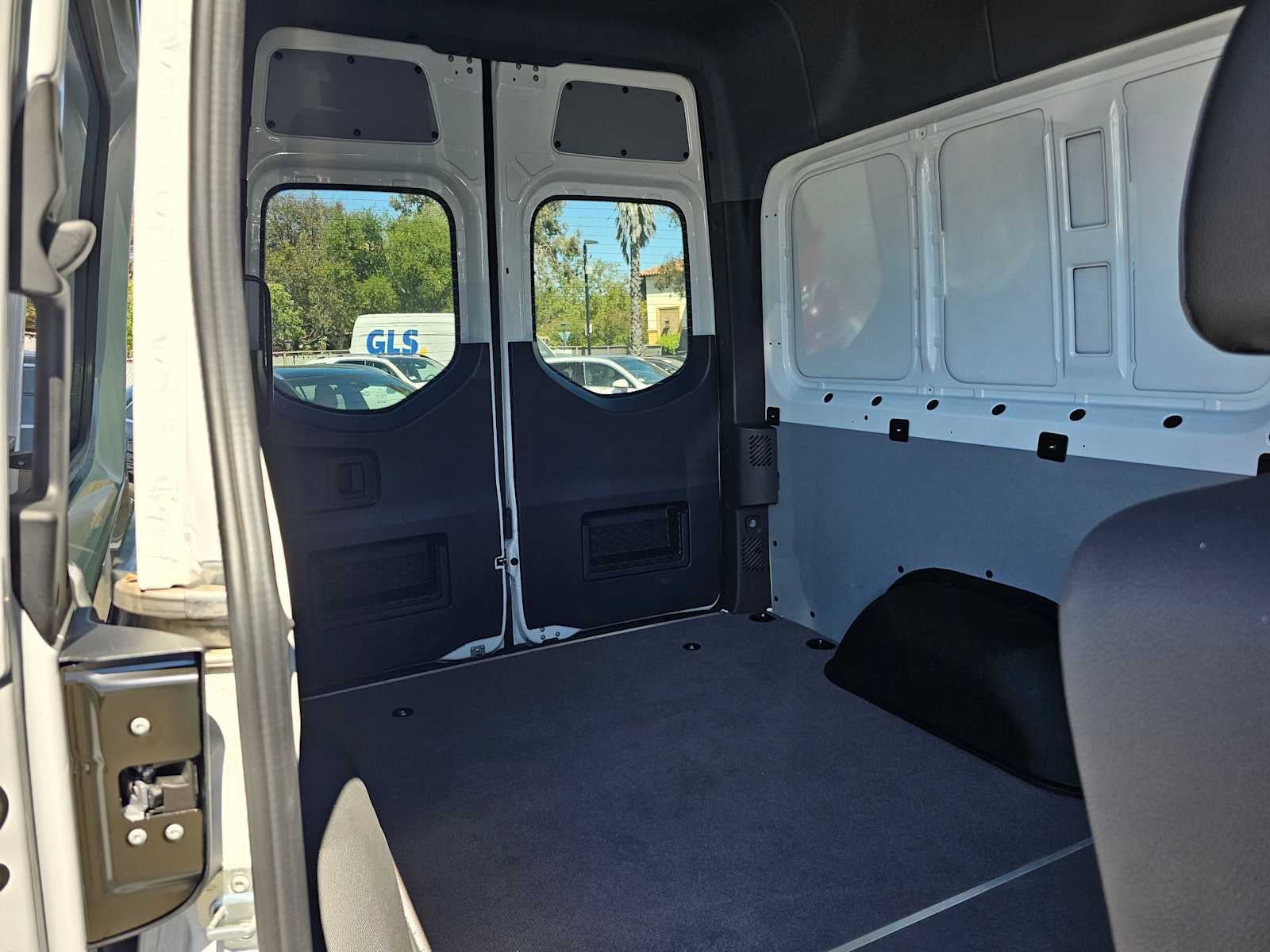 2026 Mercedes-Benz Sprinter 2500 Standard Roof I4 Diesel 144 RWD